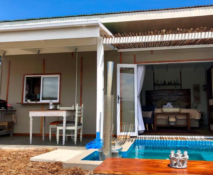 מלון סדג'פילד Equleni Guest Farm חדר תמונה